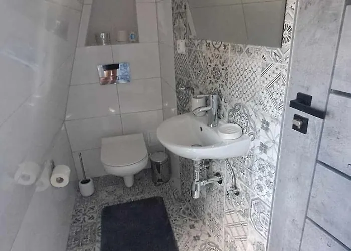 Stara Szkola Goscinne Quarto em Acomodações Particulares Łeba
